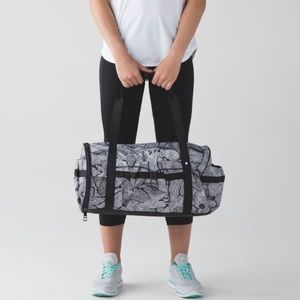 Lululemon Run Ways Duffel Bag